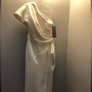 Jovani wedding dress. Size 14. Cream color.